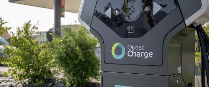 Déploiement des bornes de recharge pour véhicules électriques : vers un nouveau maillage départemental